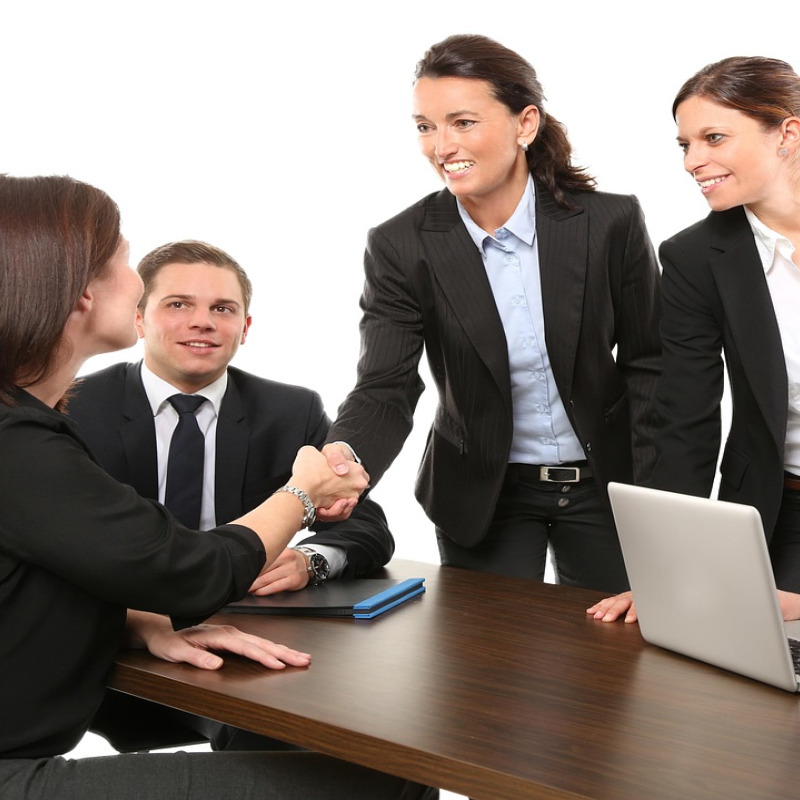 business handshake agreement